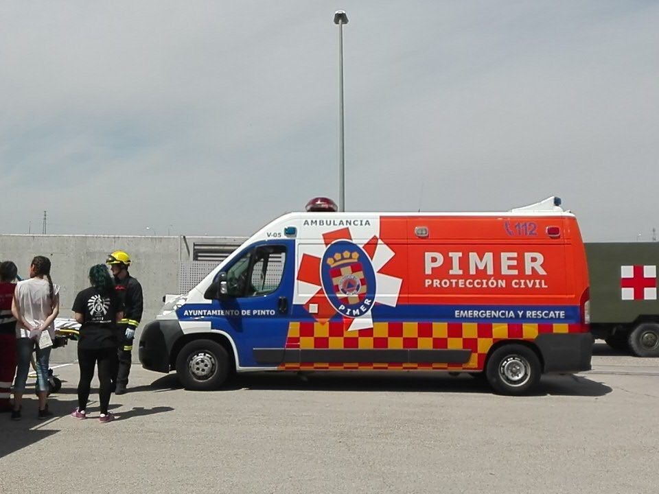 El Colegio Valle del Miro organiza un simulacro de incidente con mas de 2000 participantes