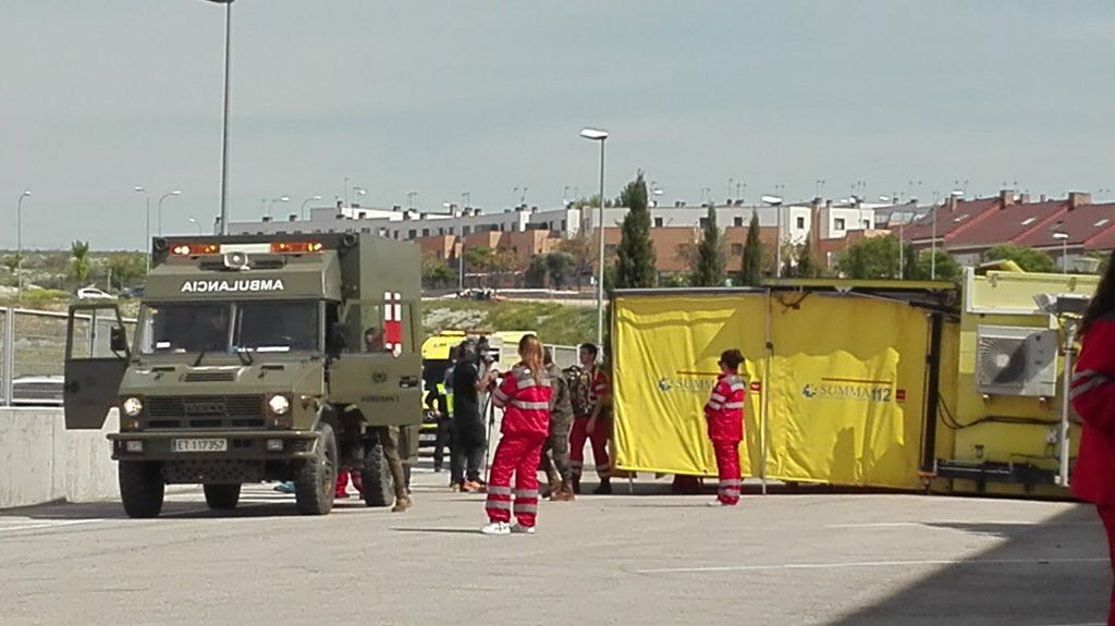 El Colegio Valle del Miro organiza un simulacro de incidente con mas de 2000 participantes