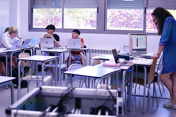 Grado Básico valdemoro servicios administrativos colegio valle del miro